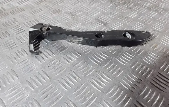 Lexus GS 300 350 430 450H Front bumper mounting bracket 5211647010