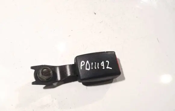 Mitsubishi Grandis Front seatbelt buckle 