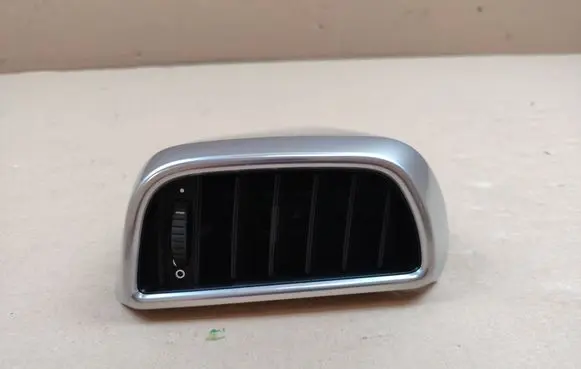 Porsche Cayenne (92A) Rear air vent grill 7P5819203