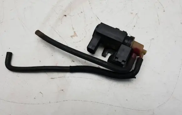 Volvo XC60 Turbo solenoid valve 30774761 70232500 09T252