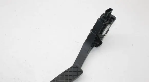 Volkswagen T-Roc Accelerator throttle pedal 5Q2723503F