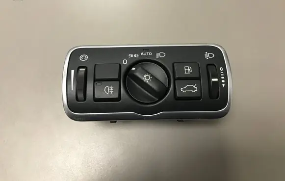 Volvo S60 Light switch 30739456