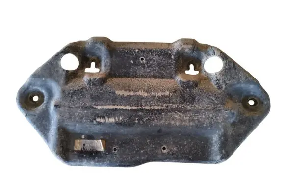 Jeep Grand Cherokee Engine splash shield/under tray 68187867ab 27216fca 27216FCA