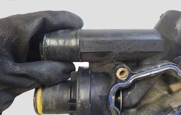 Citroen C5 Thermostat/thermostat housing 9657182080
