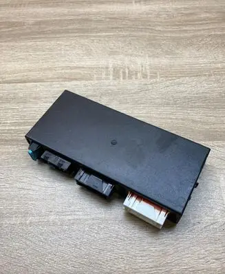 BMW 7 E32 Comfort/convenience module 8366229 084659058