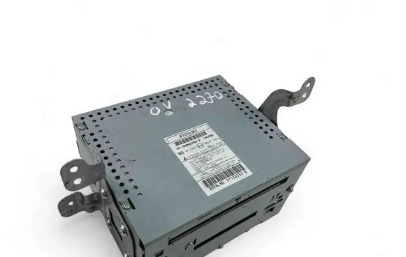 Mitsubishi Lancer Radio/CD/DVD/GPS head unit 8701A351