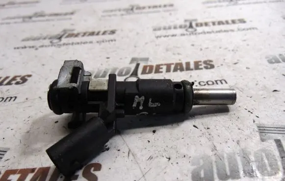 Mercedes-Benz S W221 Fuel injector A2720780249