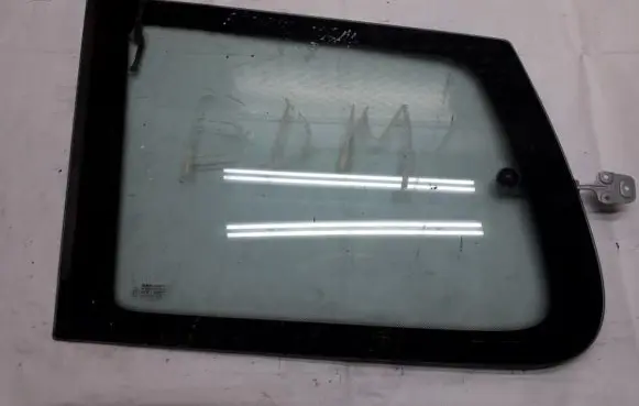 Renault Espace III Rear side window