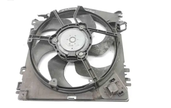 Nissan Note (E11) Radiator cooling fan shroud 3300268
