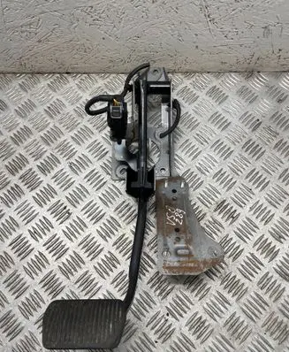 Volvo V50 Brake pedal 4M512467BR 10258M03 31202371