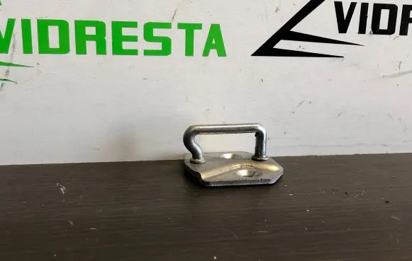 Ford Grand C-MAX Front door lock loop/hook striker AM5AA21982AA 31452052
