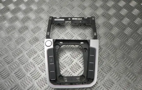Volkswagen PASSAT B8 Panel trim 3G1864252LL
