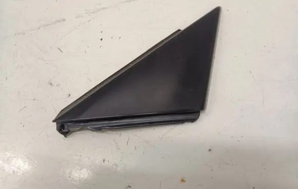 Audi A4 S4 B9 Front door trim (molding) 8W0837637A