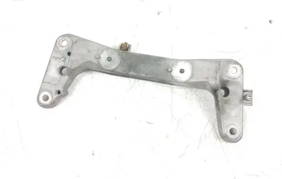 BMW M3 F80 Gearbox mounting bracket 6796611 18574710