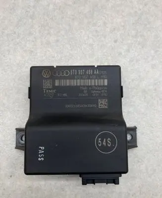 Audi A5 8T 8F Gateway control module 8T0907468AA 8T0907468L