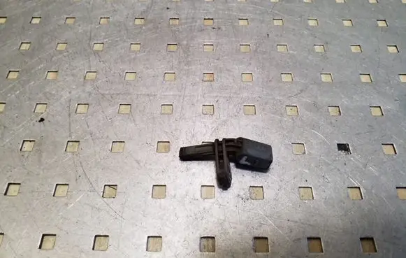 Audi Q7 4L ABS rear brake sensor 7L0927807B