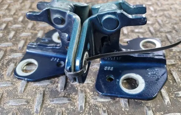Ram 1500 Rear door hinge set 