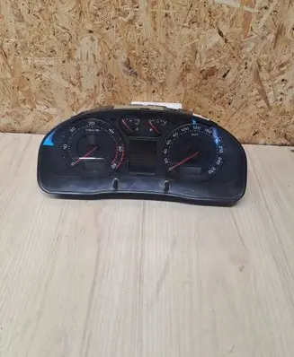 Skoda Superb B5 (3U) Speedometer (instrument cluster) 3U0920841A 11008011507