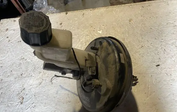Mazda Premacy Brake booster C0504001 2826 00504001