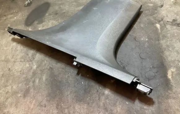Volvo XC90 (B) pillar trim (bottom) 31363586 A043601