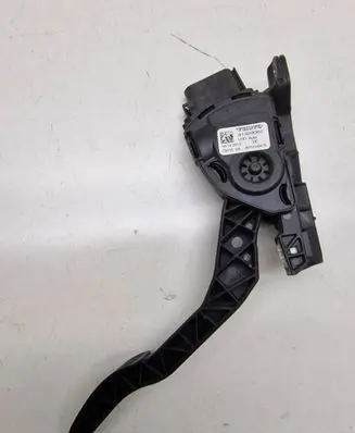 Volvo S60 Accelerator throttle pedal 31329062 C95YE04 6PV01083416