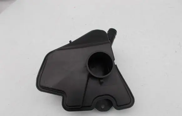 BMW 2 Active Tourer U06 Windshield washer fluid reservoir/tank 849205611
