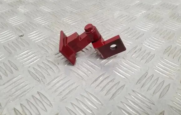 Front door lower hinge