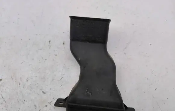 BMW i3 Cabin air duct channel 9309567