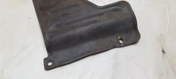 Mitsubishi Carisma Other exterior part mr911064