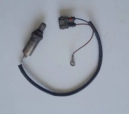 Volkswagen Golf III Lambda probe sensor 0258002040 051906265E