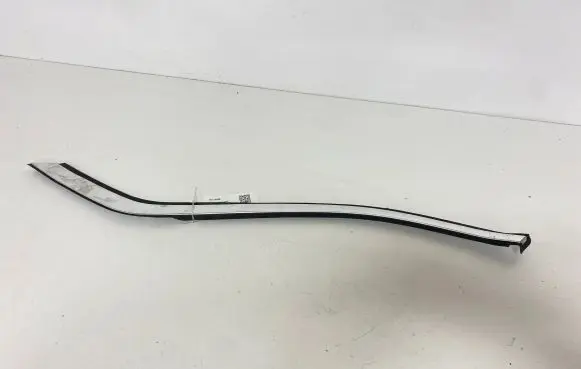 Opel Astra K Rear side glass trim 39088076 39088078 OPX18814RH