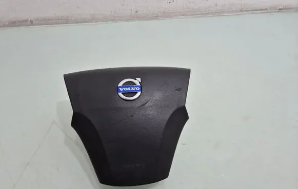 Volvo V50 Steering wheel airbag 8623347