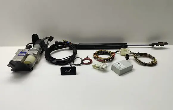 BMW 5 E60 E61 Tailgate hydraulic set 7188110 718811001 61357188110