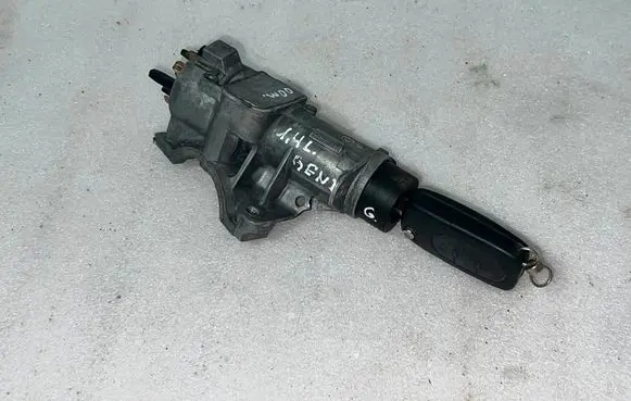Audi A2 Ignition lock 4B0905851C