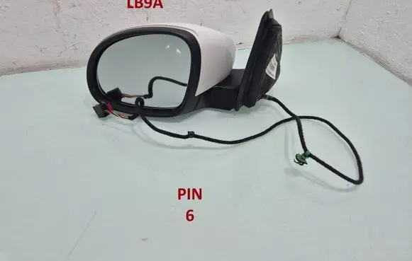Volkswagen Tiguan Front door electric wing mirror 5N1857501AF