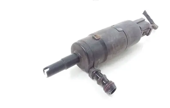 BMW 5 E60 E61 Headlight washer pump 8377430 13264010