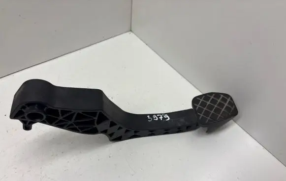 Volkswagen Golf V Clutch pedal 1K1721321