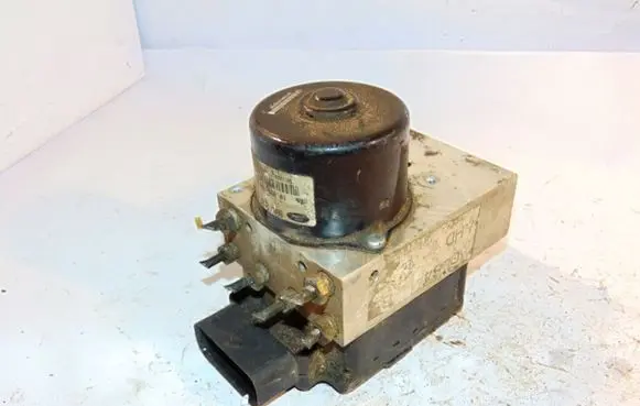 Ford Focus ABS Pump 98AG2C285BE