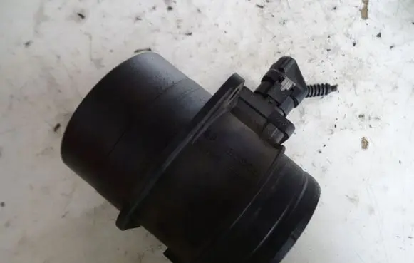 Audi A4 S4 B8 8K Mass air flow meter 0281002956