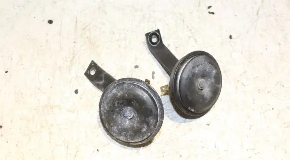 Nissan X-Trail T32 Horn signal 256104CC0A 256204CC0A