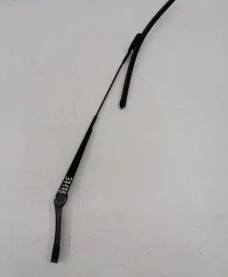 Volkswagen PASSAT B6 Front wiper blade arm 3C1955410B