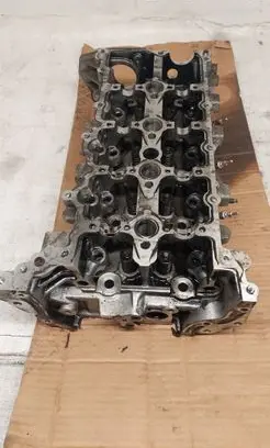 Renault Master III Engine head 