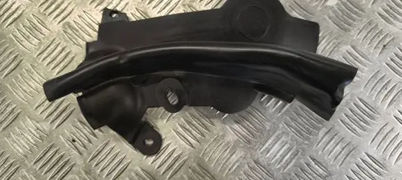 BMW 5 G30 G31 G38 Engine compartment rubber 7349601 74850613
