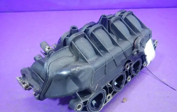 Skoda Fabia Mk1 (6Y) Intake manifold 036129711CC