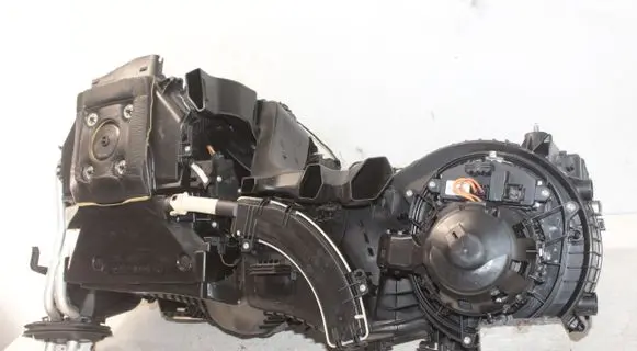 BMW 4 F32 F33 Interior heater climate box assembly 9325141