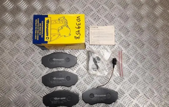 Peugeot Boxer Brake pads (rear) 425242