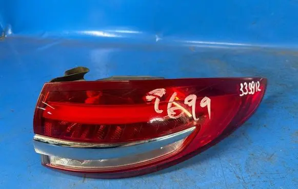 Ford Fusion II Boot/trunk interior light HS7Z13404J