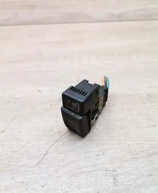 Volvo 850 Seat heating switch 9148765