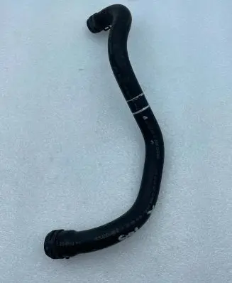 Mercedes-Benz GLE (W166 - C292) Engine coolant pipe/hose A1668304496
