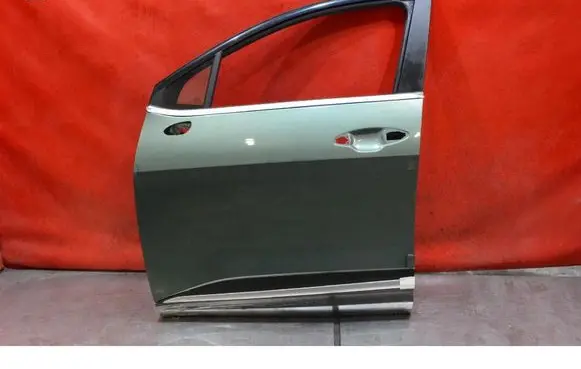 KIA Sportage Front door 